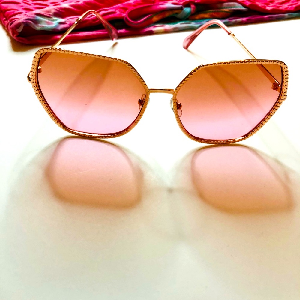 NWOT Rose Sunglasses - Picture 5 of 7